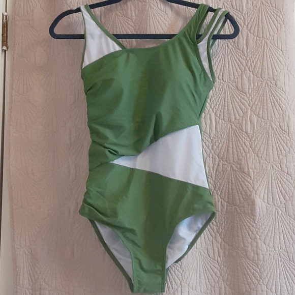 Catherine Malandrino Other - Catherine's malandrino one piece sage and white